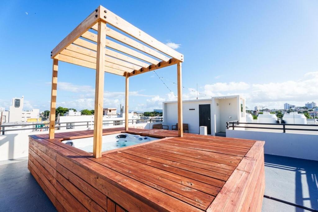 Sunny Escape Pool Apartment San Juan Exterior photo